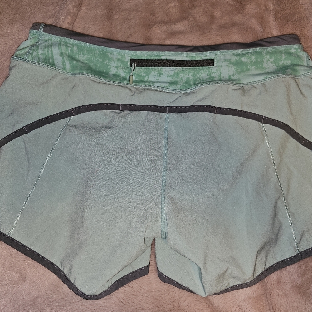 Lululemon Shorts Lovely Mint Green Size 8